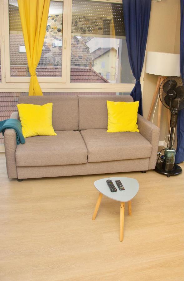 Appartement Entre Geneve Et Chamonix Au Pied Des Montagnes Cluses Eksteriør bilde