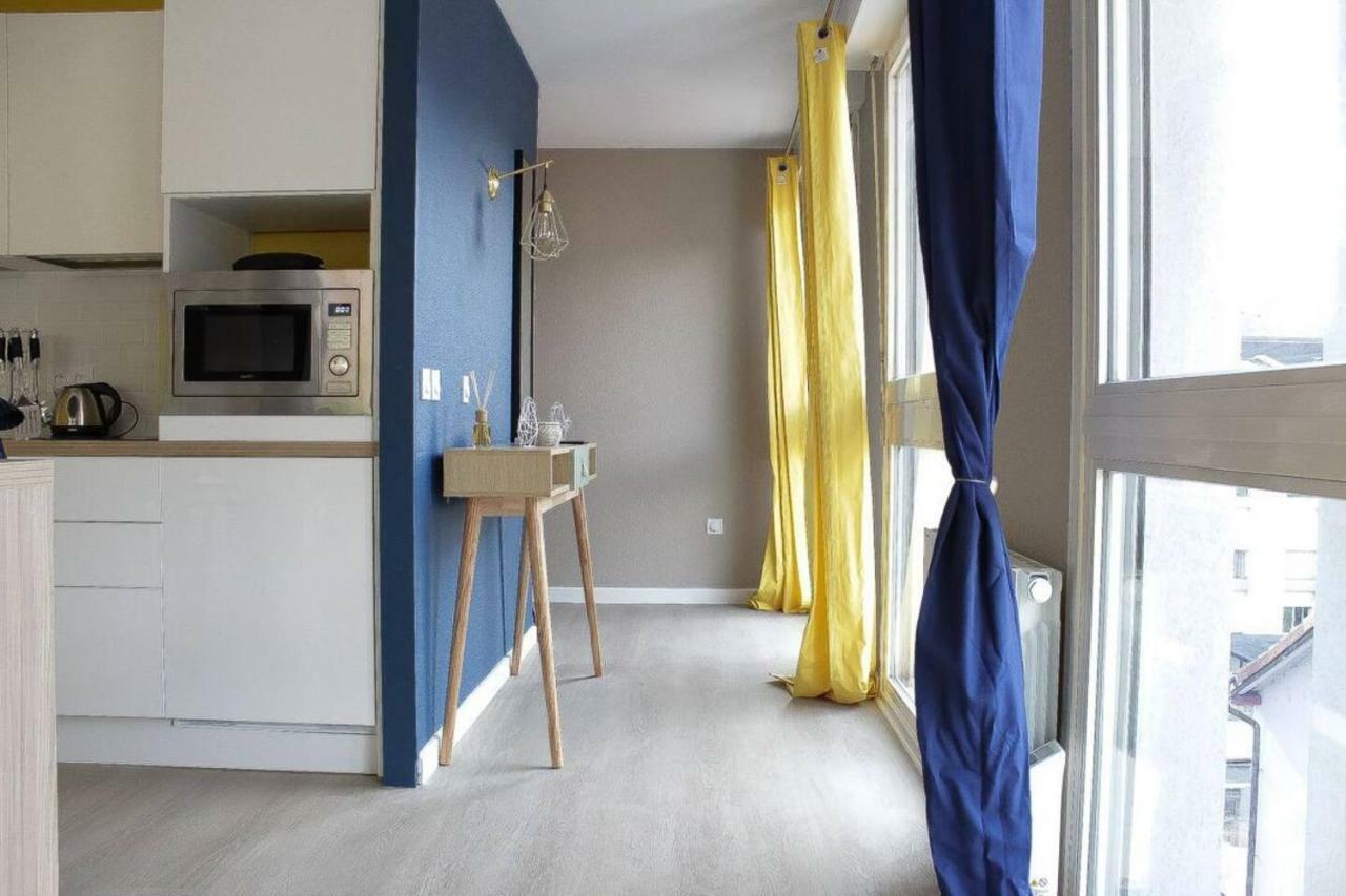 Appartement Entre Geneve Et Chamonix Au Pied Des Montagnes Cluses Eksteriør bilde